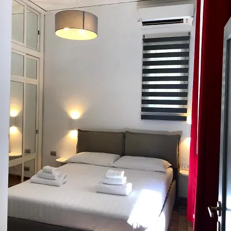 Pantheon Palazzo Lanzi 招待所